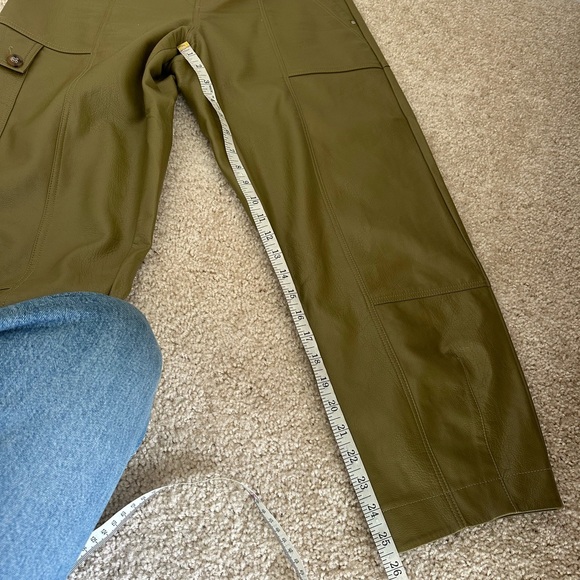 By Anthropologie faux leather barrel leg utility‎ pants size 6 - Picture 8 of 9